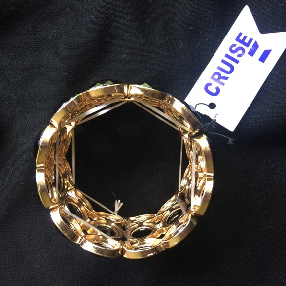 Cruise Club Statement Bracelet - Picture 3 of 3